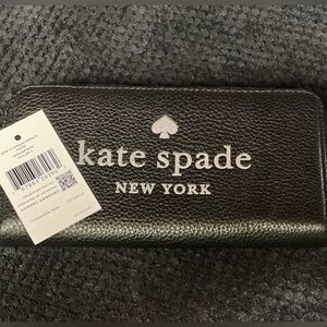 NWT Kate Spade Wallet - K4708